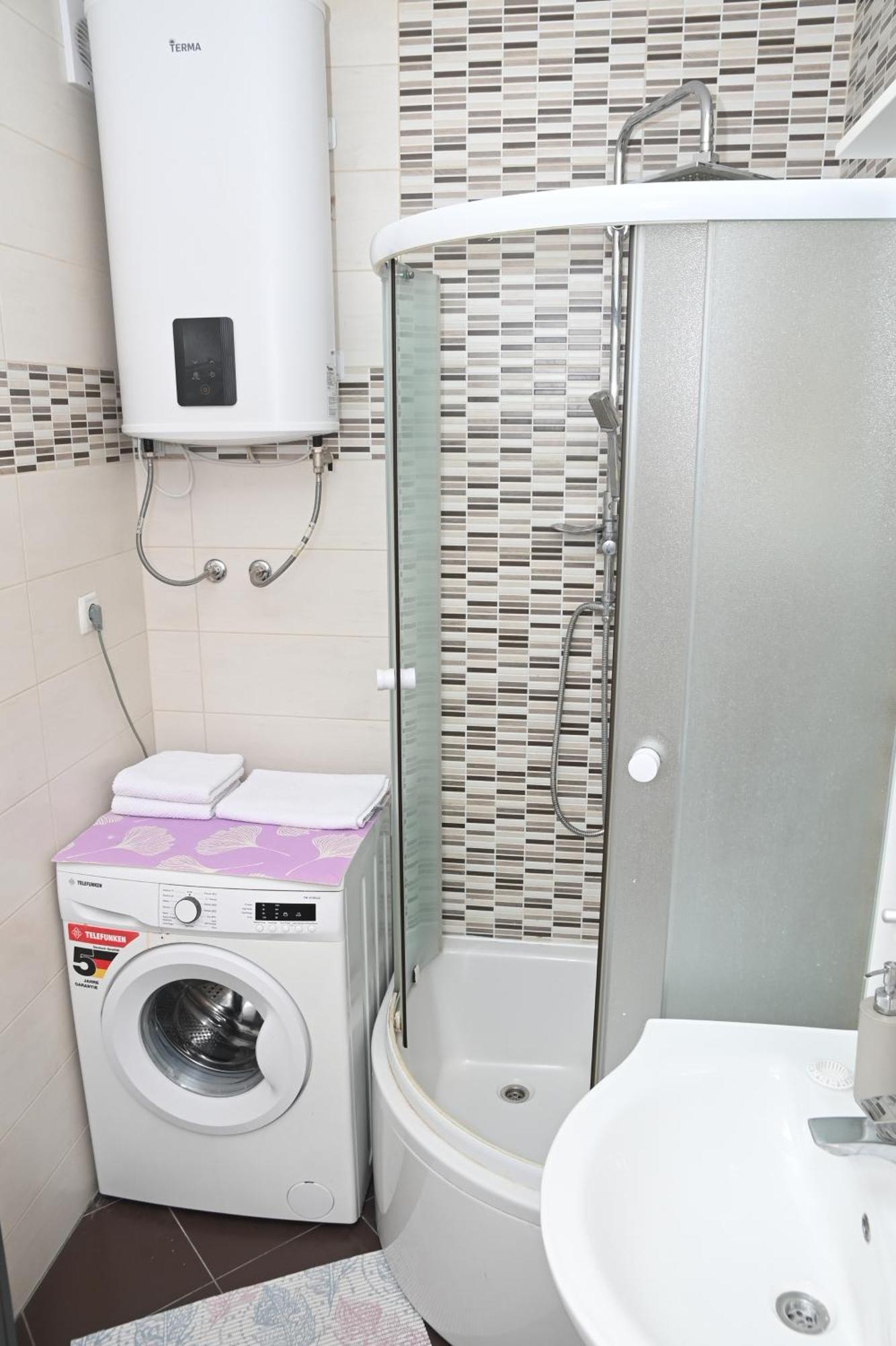 Mokošica Apartment Oscar מראה חיצוני תמונה